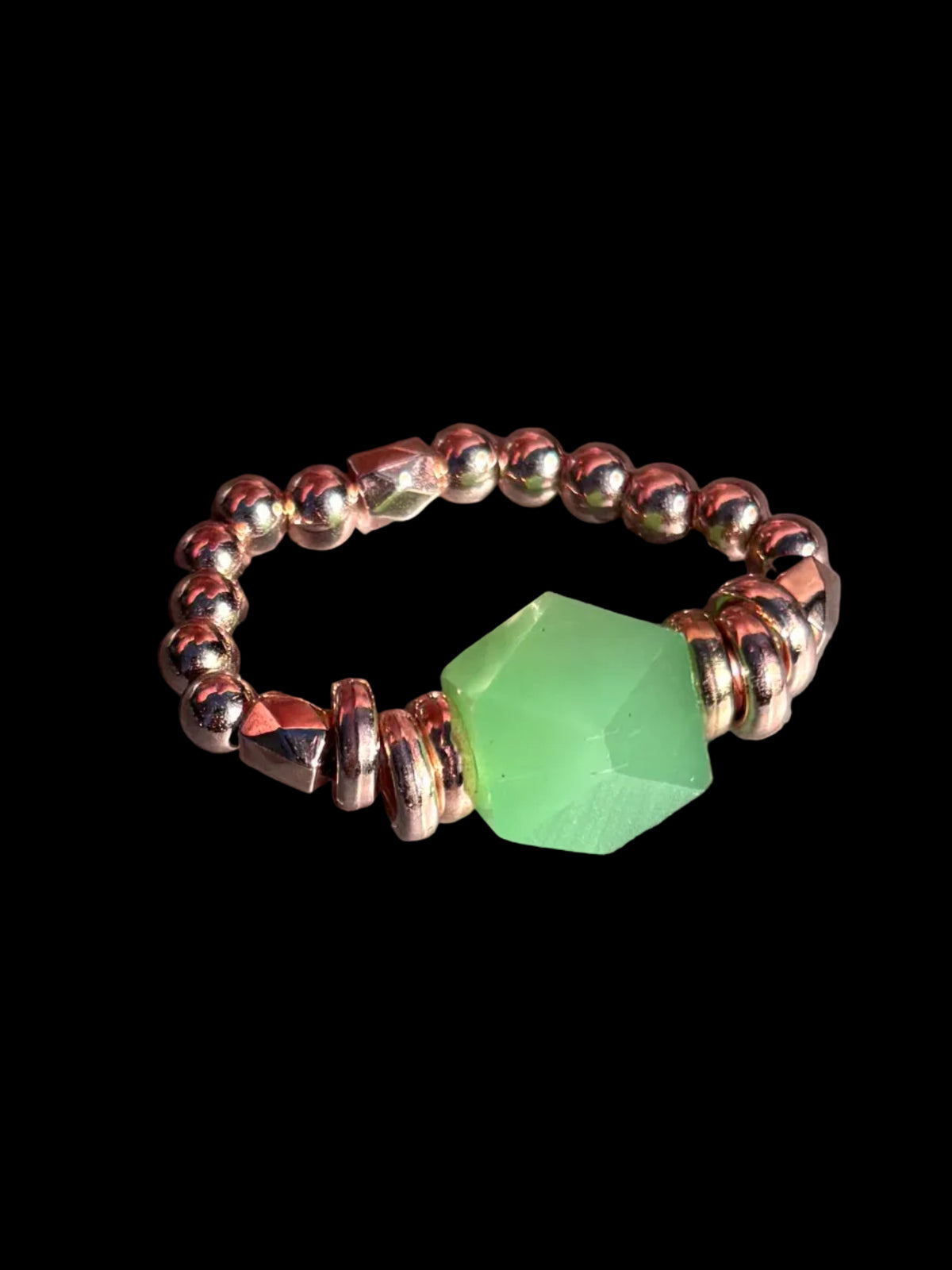 Rose Gold Toned Multifaceted Green Stone Ring Size: 9.5-10